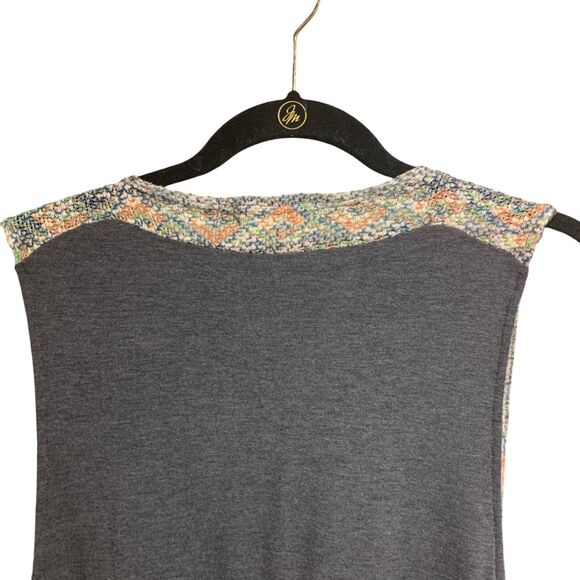 Umgee Womens Sleeveless Open Front Tasseled Mid Length Cardigan S/M Boho Western - Picture 8 of 8